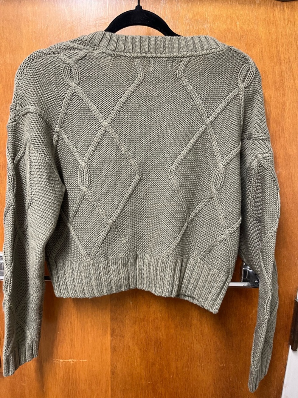 Slightly Cropped Green Francescas Sweater - Picture 2 of 4
